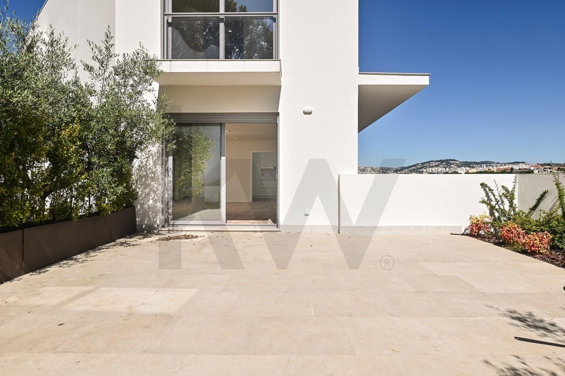 Apartment in Sao Vicente, Lisbon, Portugal 2 - 18034166