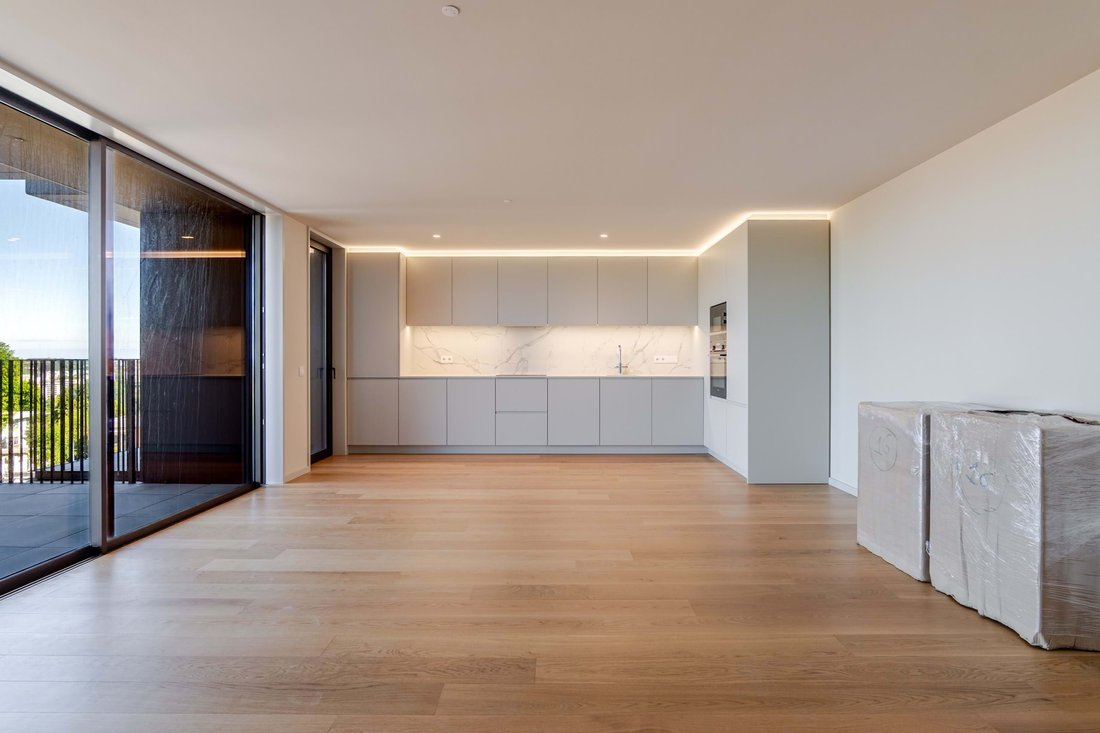Apartment in Santa Marinha e Sao Pedro da Afurada, Porto District, Portugal 2 - 18035295
