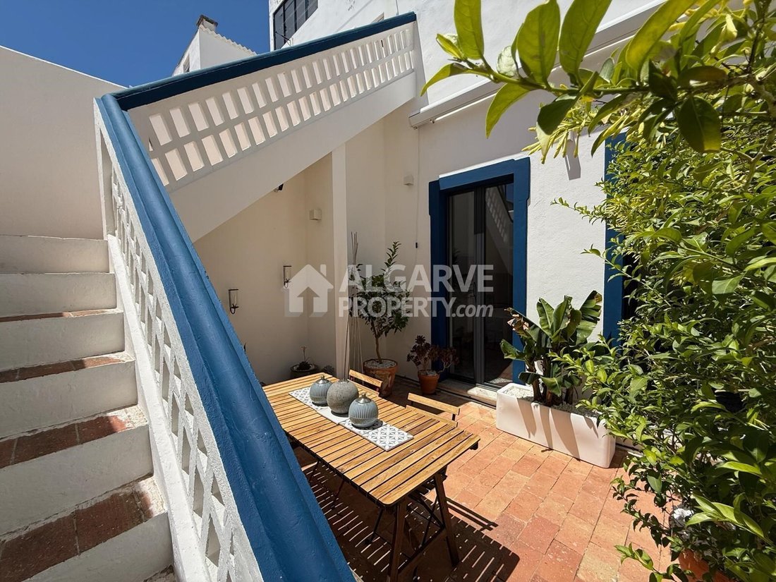 Villa in Faro (Se e Sao Pedro), Algarve, Portugal 1 - 18035298