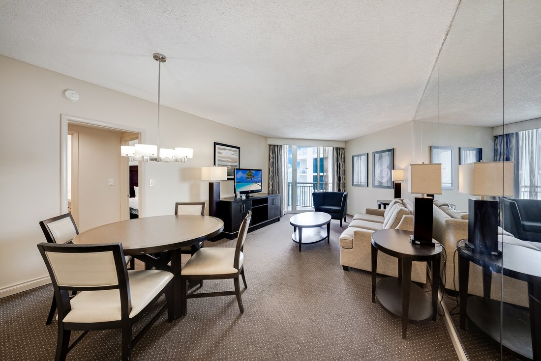 Condo in Sunny Isles Beach, Florida, United States 1 - 18035333
