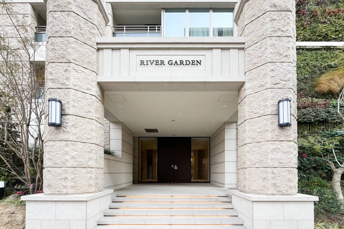 Condo in Osaka, Osaka, Japan 1 - 18034098