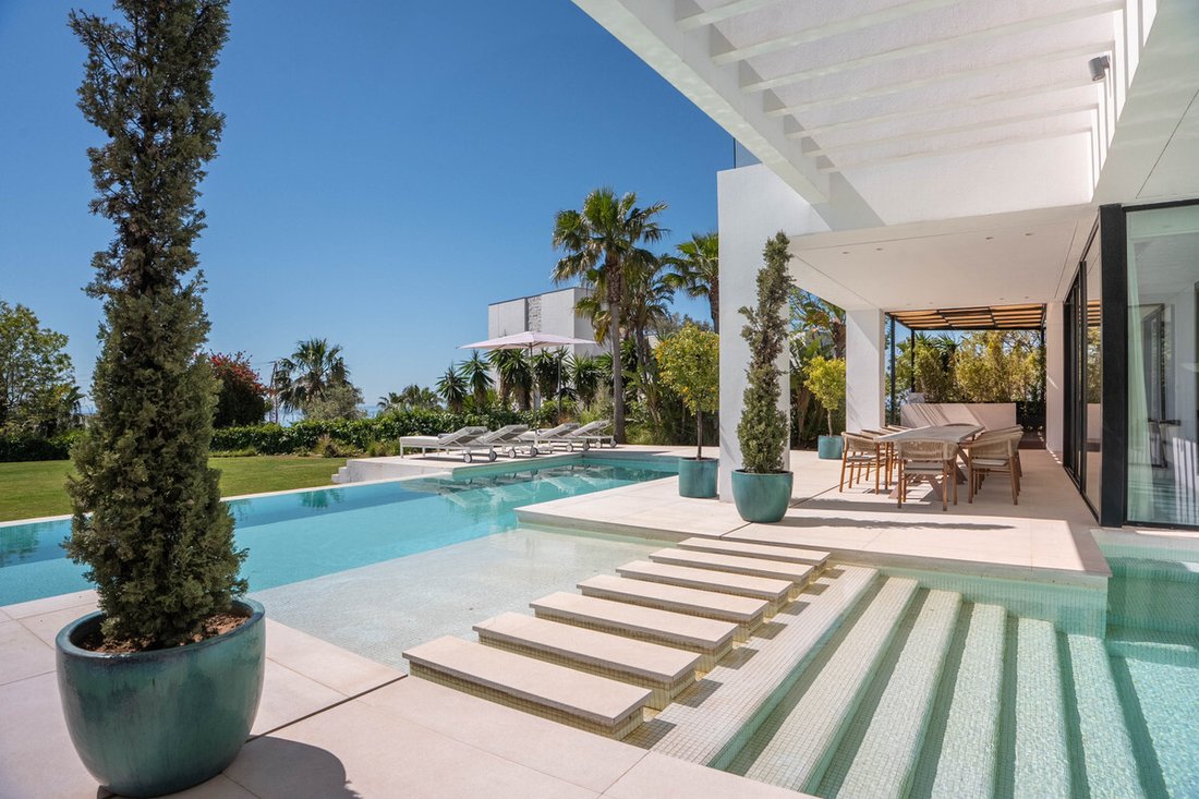 Villa in Estepona, Andalusia, Spain 4 - 17870481