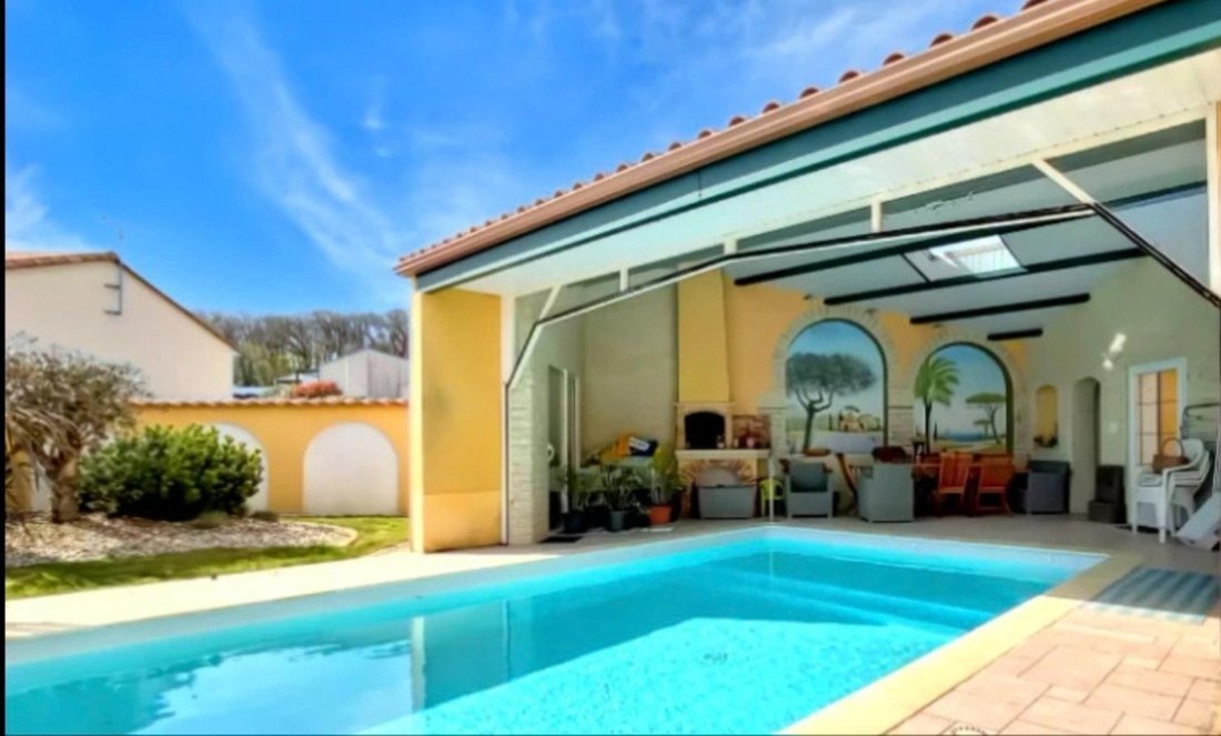 House in Chantonnay, Pays de la Loire, France 1 - 18035639