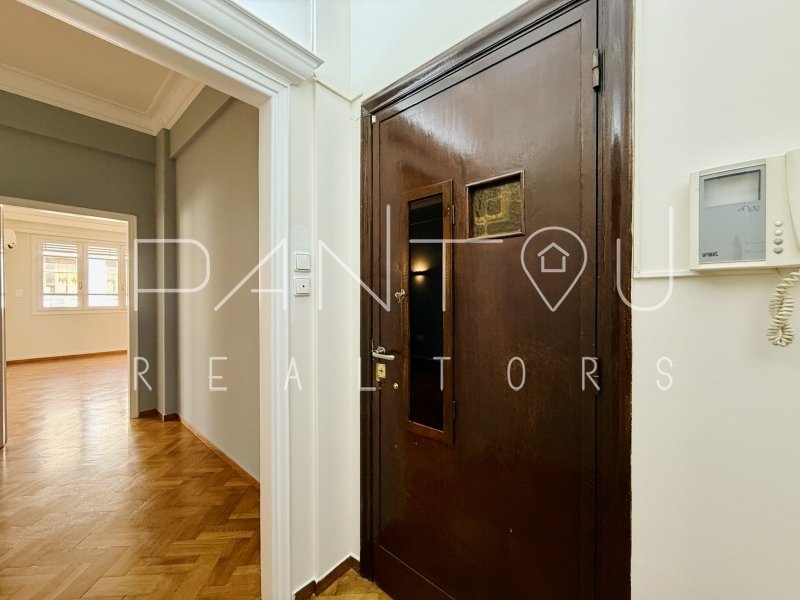 Apartment in Sunoikia Kolonakiou, 1st District of Athens, Athens 4 - 18035278