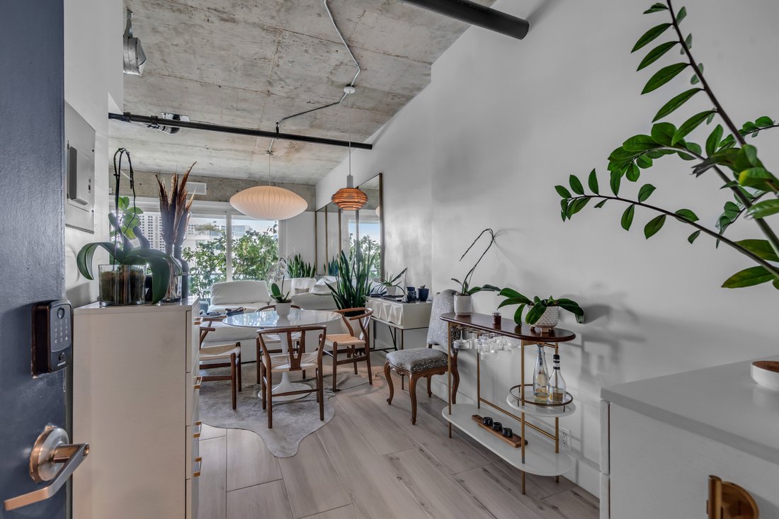 Condo in Miami Beach, Florida, United States 5 - 18035334