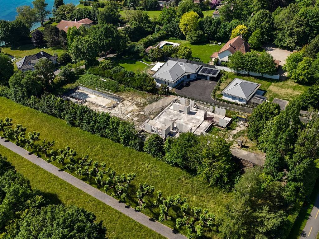 Land in Mies, Waadt, Schweiz 2 - 18034612