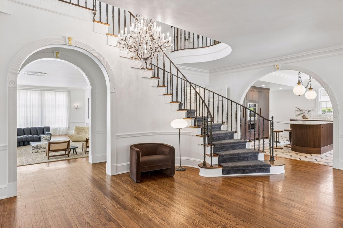 House in Minneapolis, Minnesota, United States 5 - 18034821