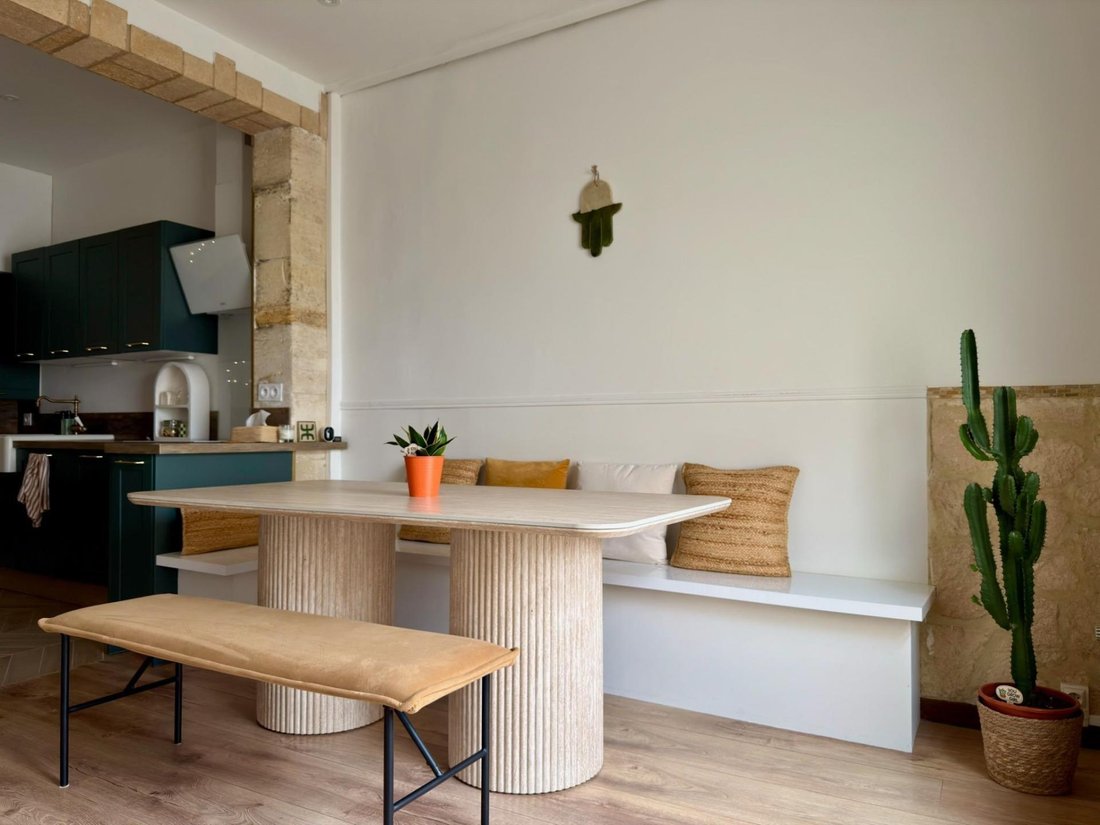 Apartment in Jean Moulin, Le Bouscat, France 2 - 18035673