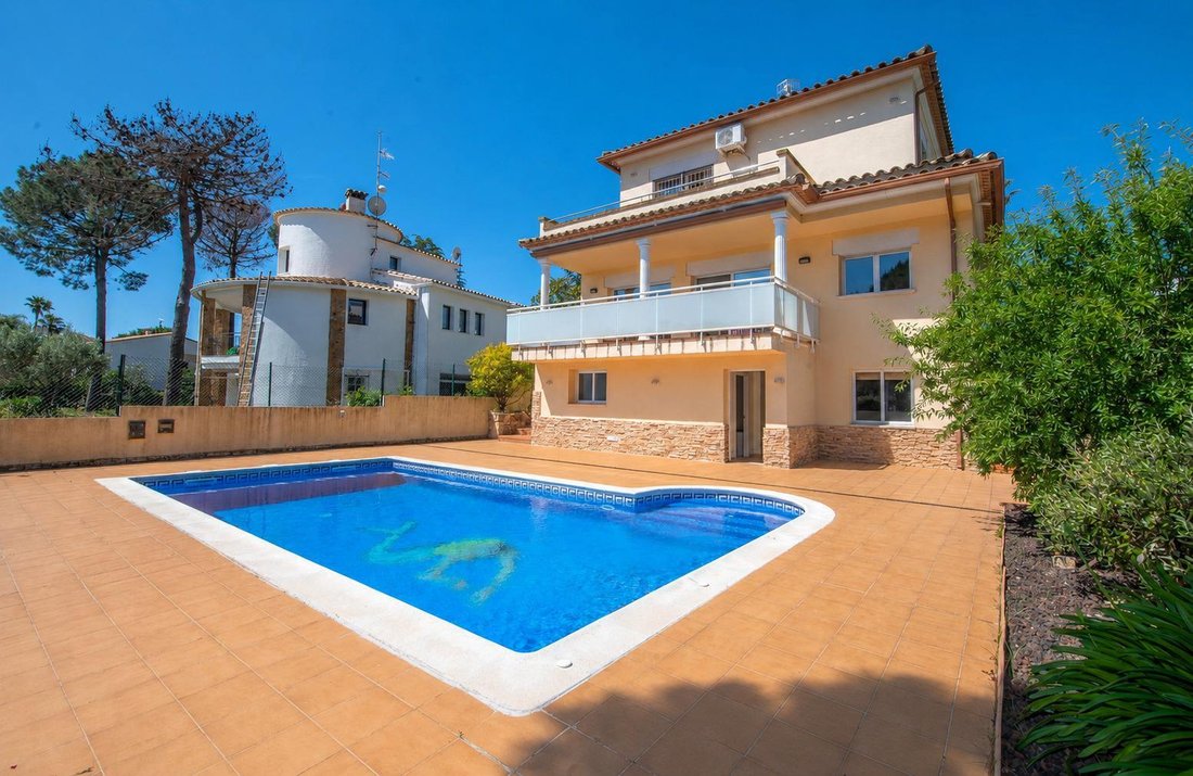 Villa in Platja d'Aro, Katalonien, Spanien 3 - 18033869
