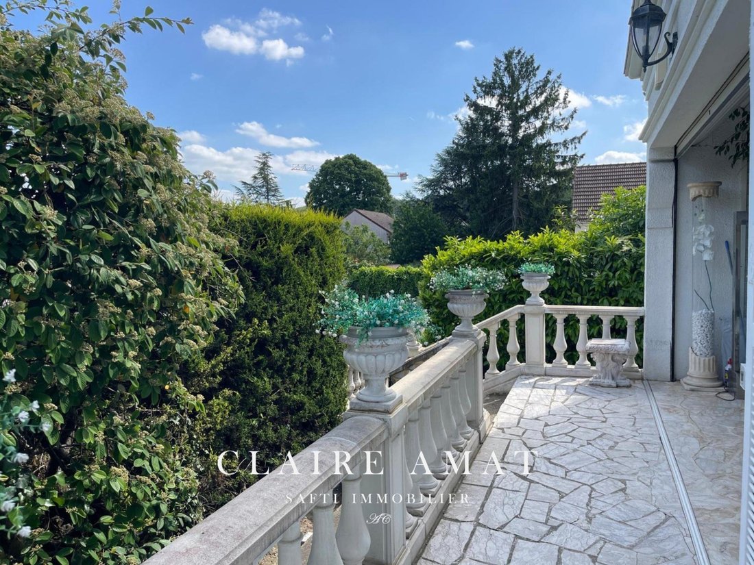 House in Vieux Village-Missionnaires, Fontenay-le-Fleury, France 3 - 18035742
