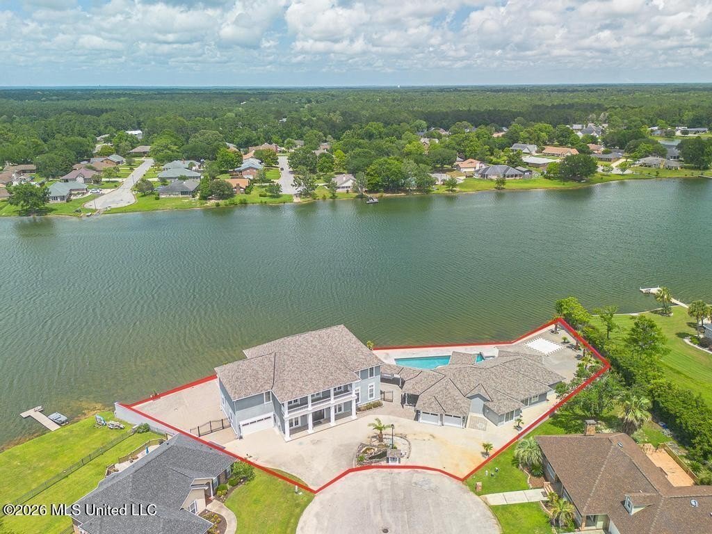 House in Gulfport, Mississippi, United States 2 - 18034131