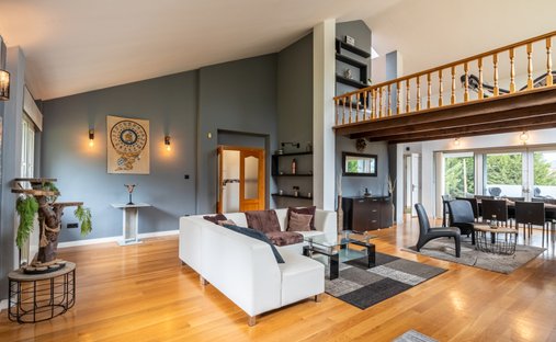 Haus in Las Campas y San Claudio, Oviedo, Spanien 1