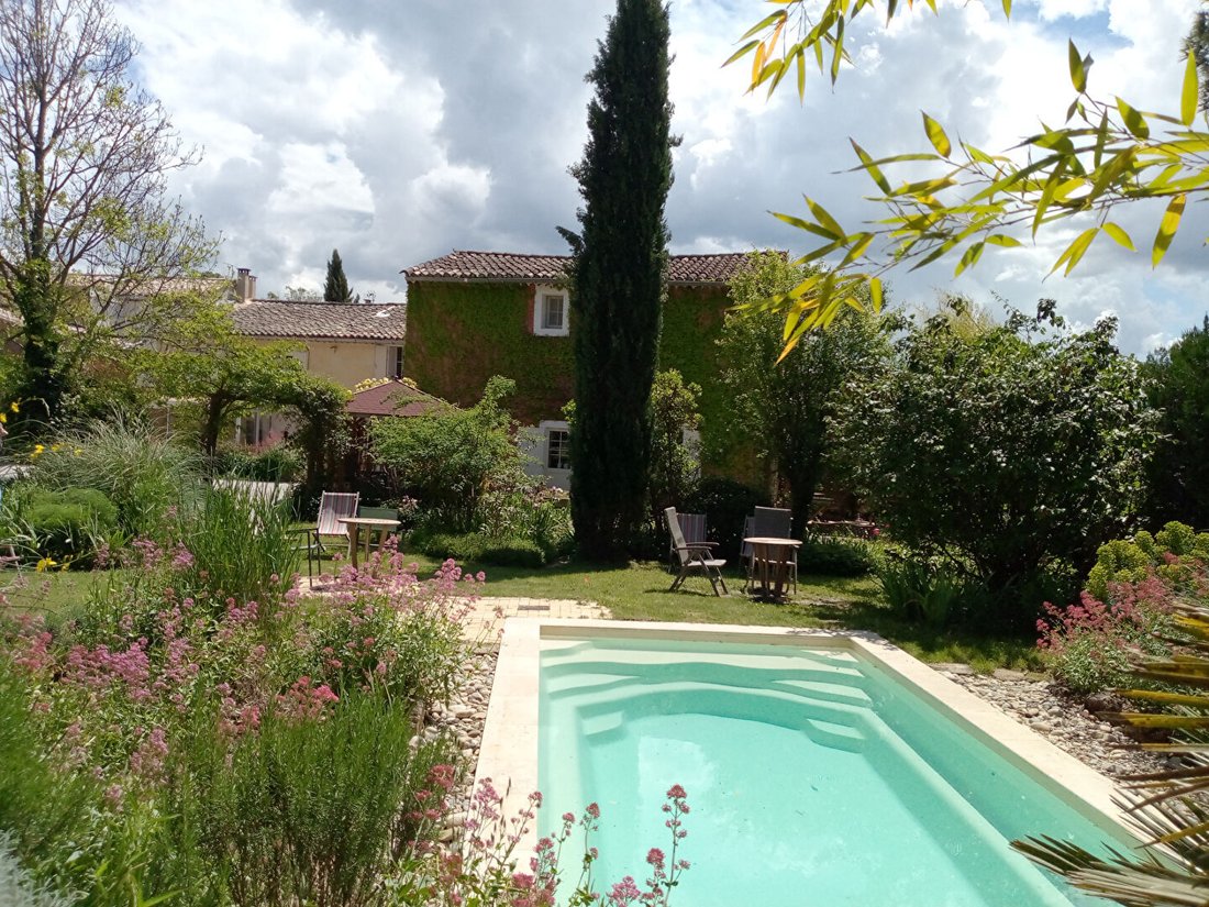 Villa in Roussillon, Provence-Alpes-Côte d'Azur, France 3 - 18034727