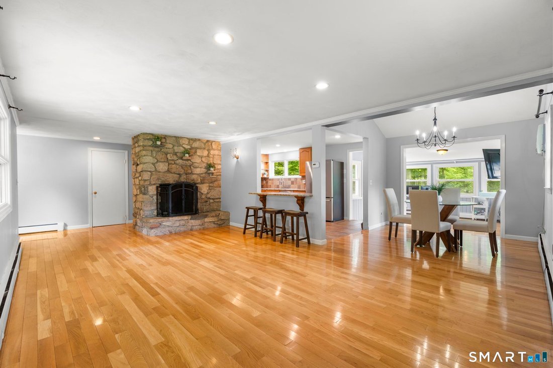 House in Wilton, Connecticut, United States 5 - 18033892