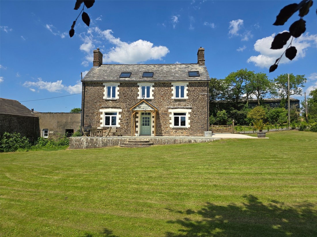 House in Ashwater, England 4 - 17508987