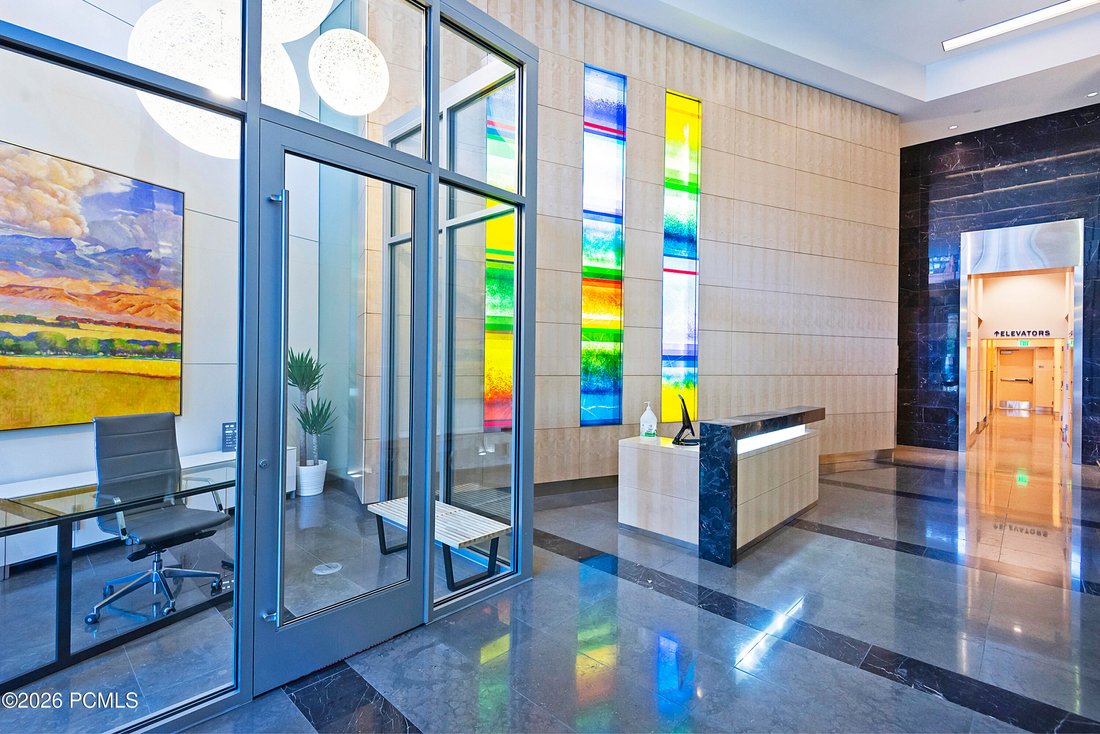 Condo in Salt Lake City, Utah, United States 3 - 18034604