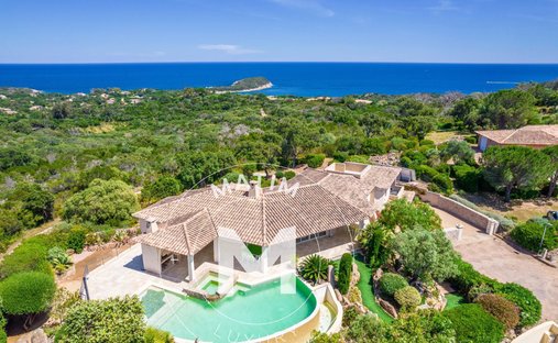 House in Zonza, Corsica, France 1