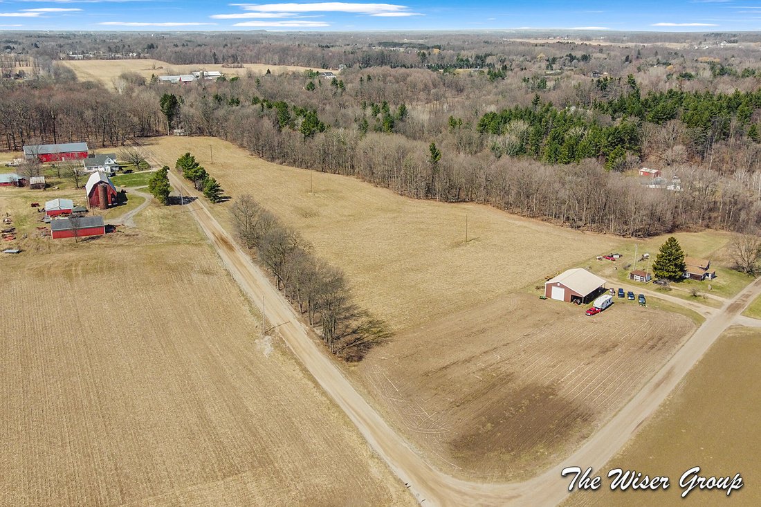 Land in Rockford, Michigan, United States 2 - 18034890