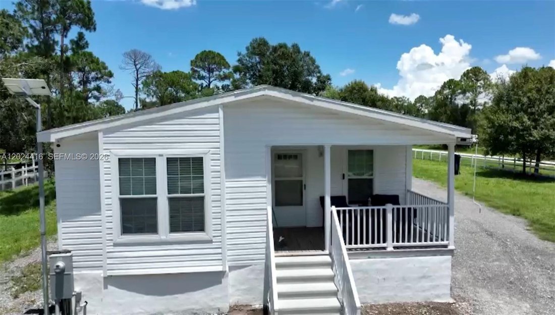 Clewiston, Florida, United States 1 - 18033733