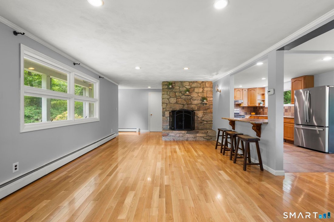 House in Wilton, Connecticut, United States 3 - 18033892