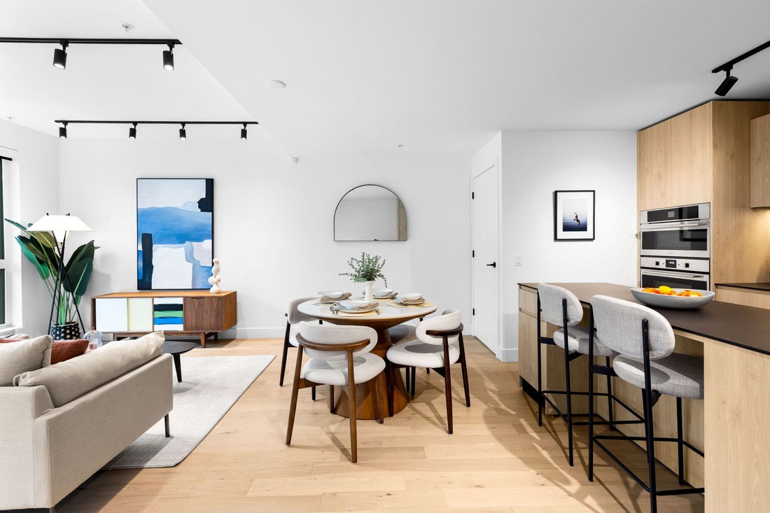 Villa in Vancouver, British Columbia, Canada 1 - 18034537