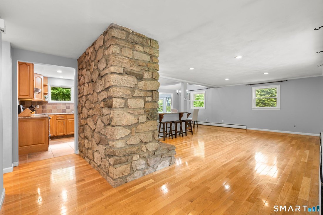 House in Wilton, Connecticut, United States 4 - 18033892