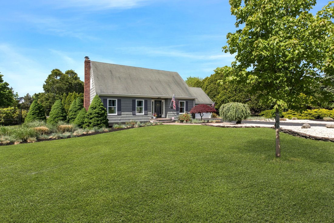 House in Greenport West, New York, United States 1 - 18034266