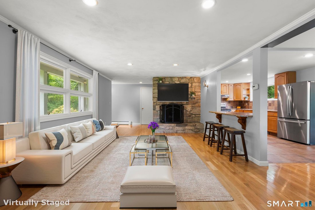 House in Wilton, Connecticut, United States 2 - 18033892