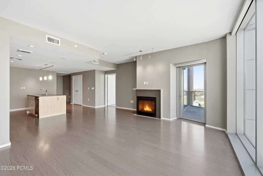 Condo in Salt Lake City, Utah, United States 4 - 18034604