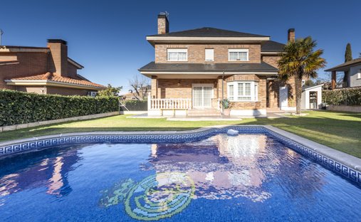 House in El Casar, Castile-La Mancha, Spain 1
