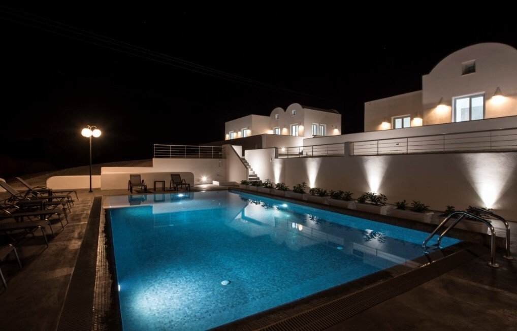 Villa in Thira, Aegean, Greece 2 - 18035864
