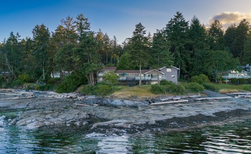 House in Ladysmith, British Columbia, Canada 1