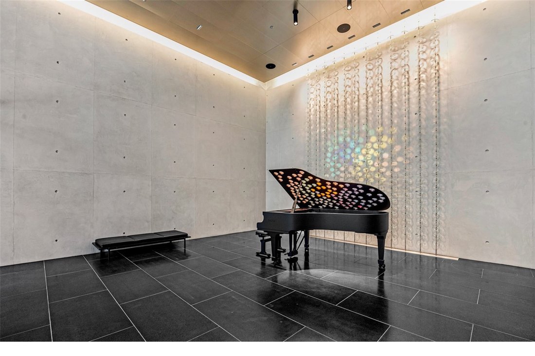 Condo in Seattle, Washington, United States 3 - 18045619