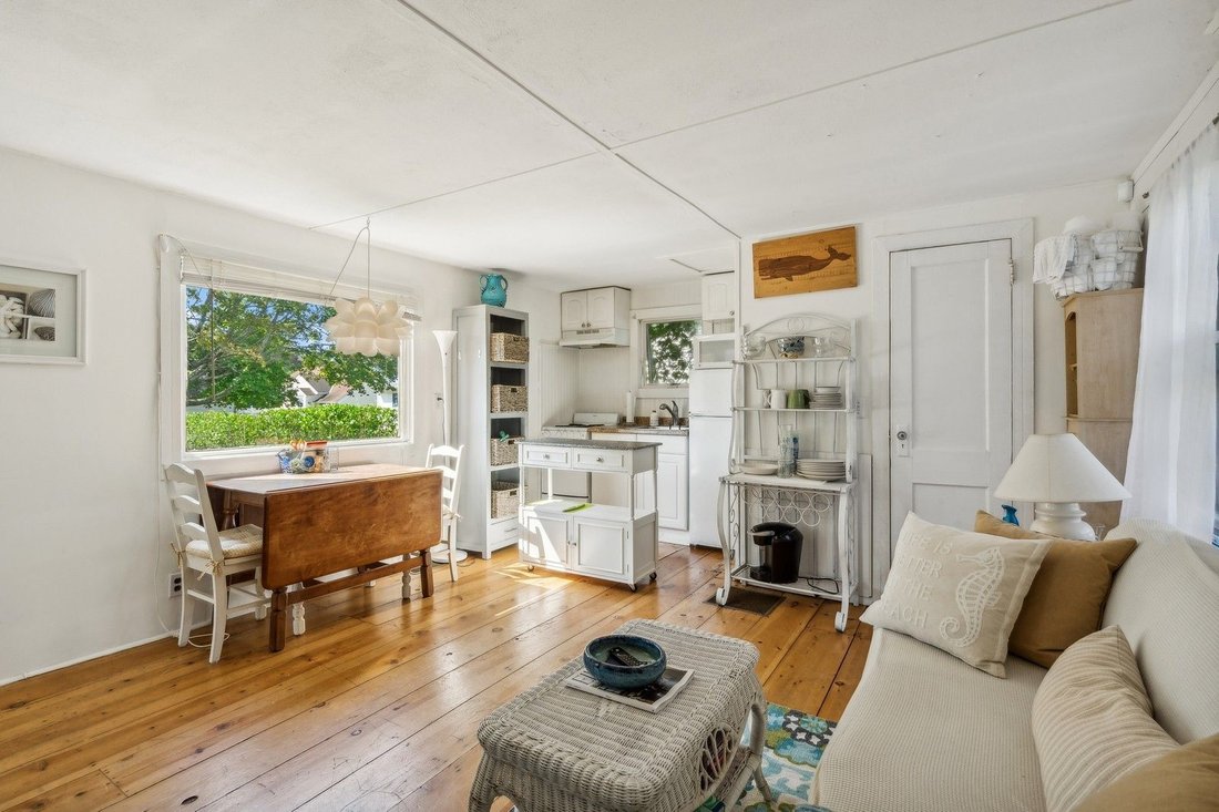 Westhampton, New York, United States 2 - 18037752