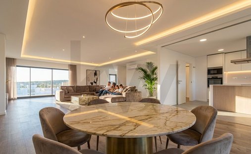 Apartment in Carnaxide e Queijas, Lisbon, Portugal 1