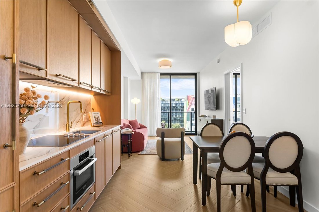 Condo in Miami, Florida, United States 2 - 18051047