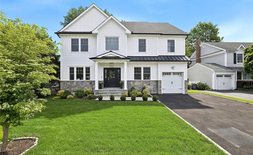 House in Garden City, New York, United States 1