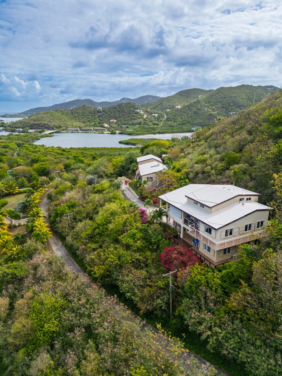 TORTOLA, Virgin Islands, British 4 - 17876285