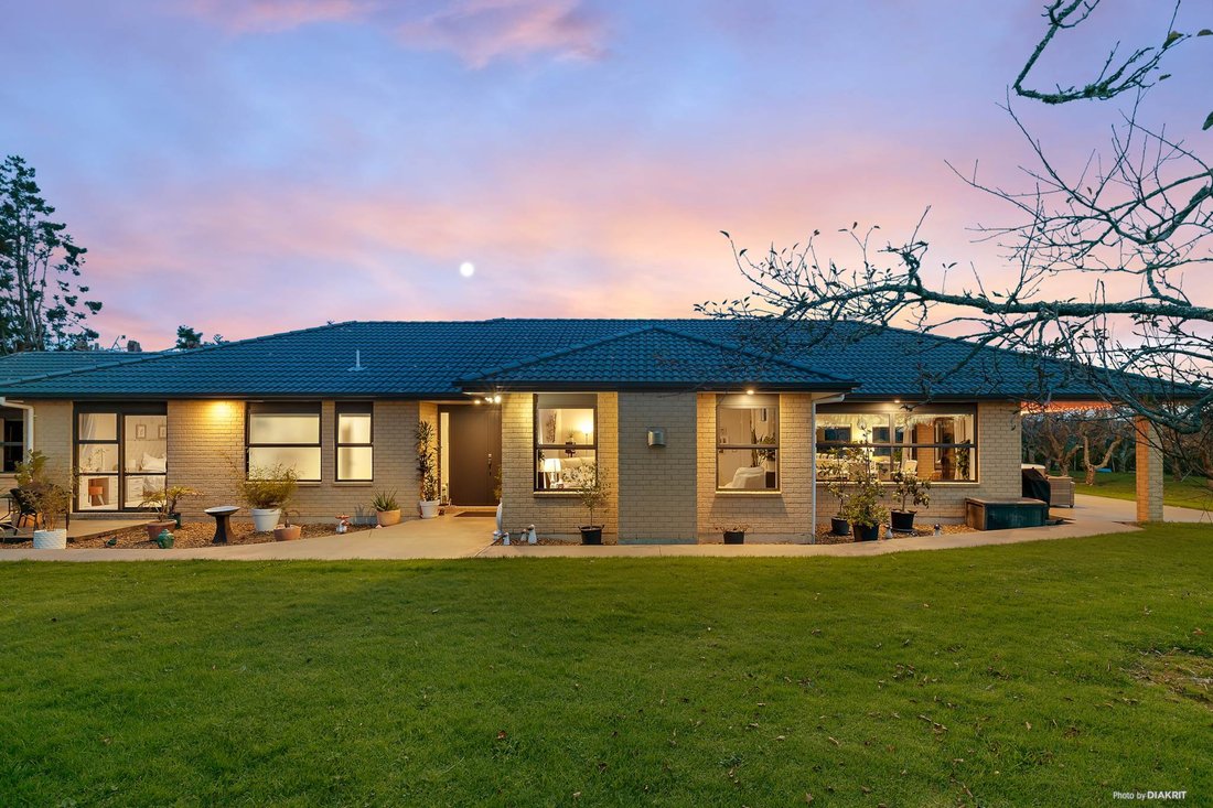 House in Waiuku, Waikato, New Zealand 1 - 17675523