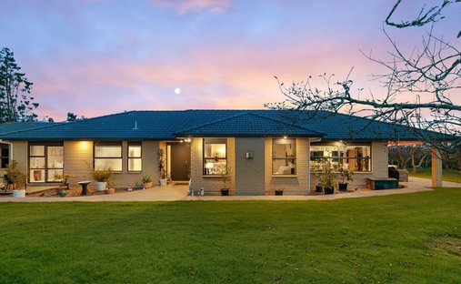 House in Waiuku, Waikato, New Zealand 1