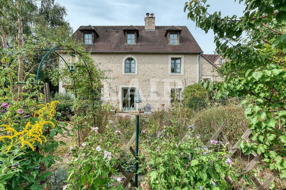 House in Mortagne-au-Perche, Normandy, France 1 - 18041104