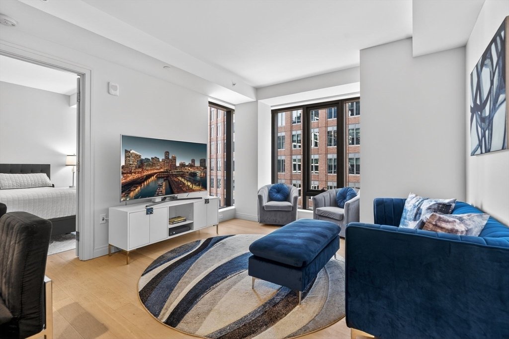 Condo in Boston, Massachusetts, United States 1 - 18037729