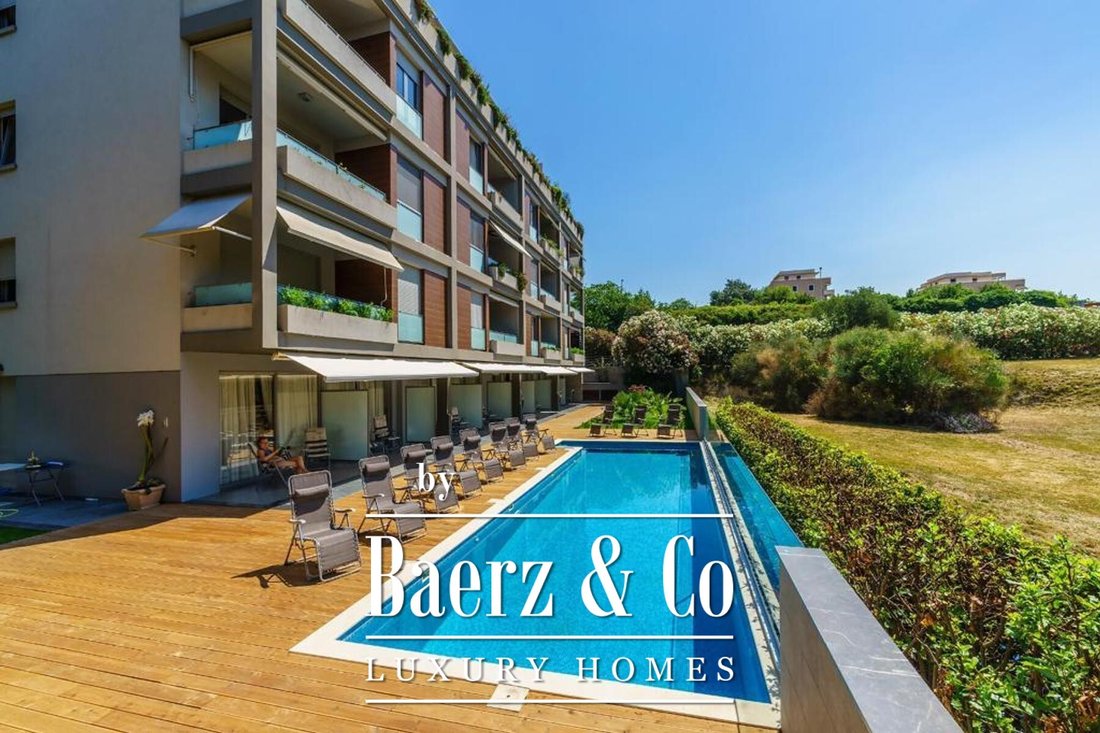 Townhouse in Znjan, Split, Split-Dalmatia County 1 - 17457428