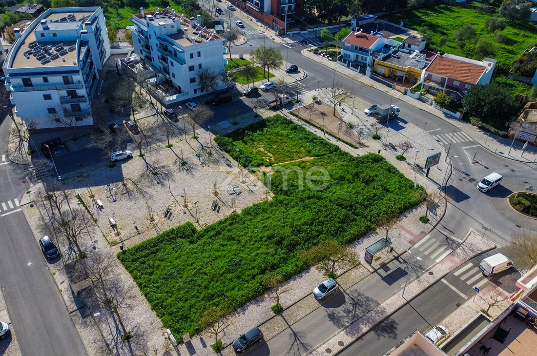 Land in Loule (Sao Clemente), Algarve, Portugal 4 - 12890692