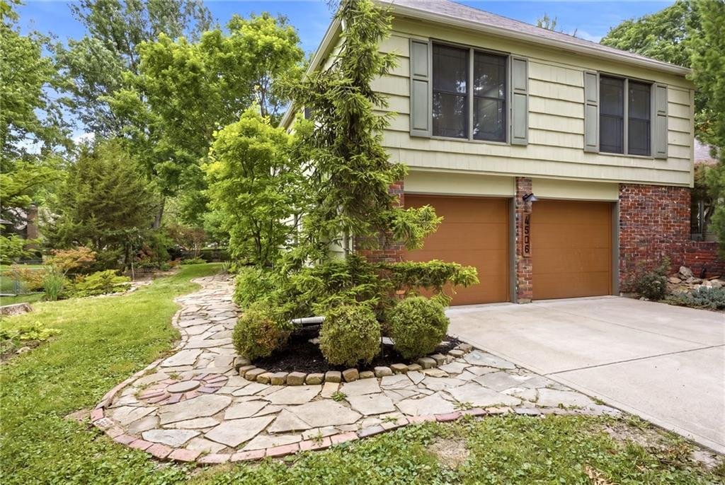 House in Leawood, Kansas, United States 4 - 18034799