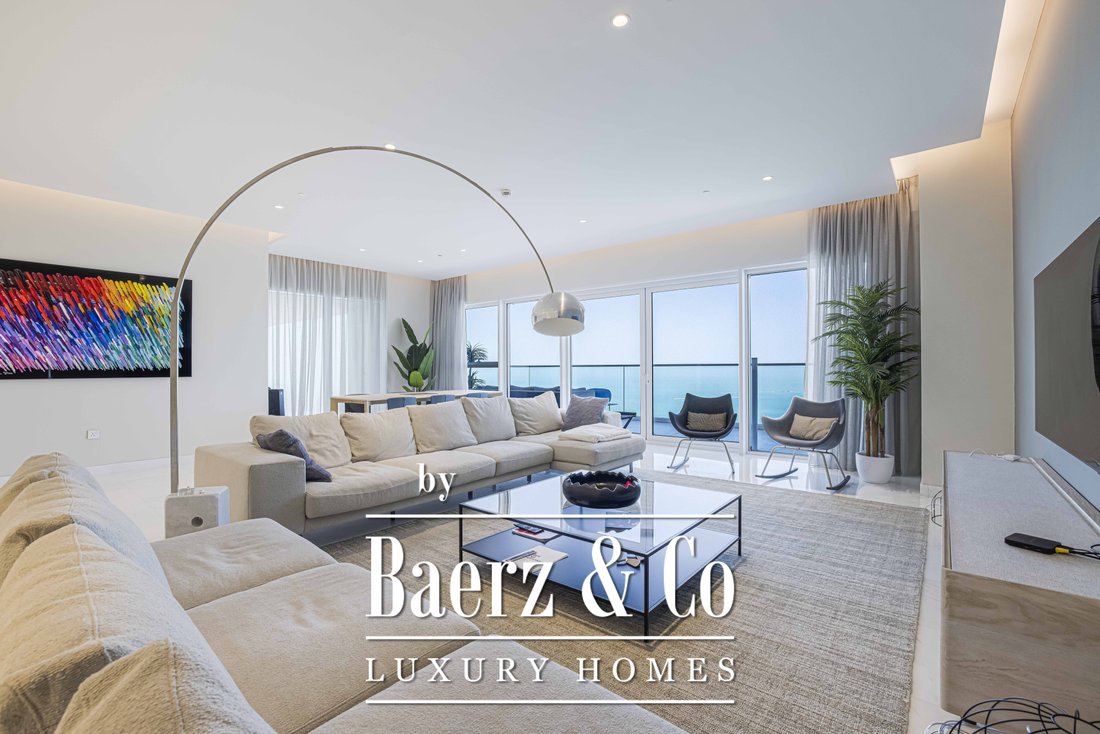 Apartment in Dubai, United Arab Emirates 1 - 15211732