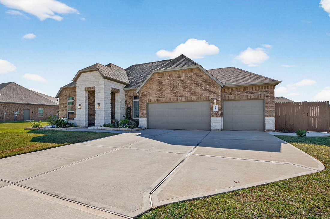 House in Conroe, Texas, United States 4 - 18037091