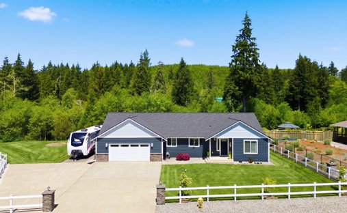 House in Aberdeen, Washington, United States 1