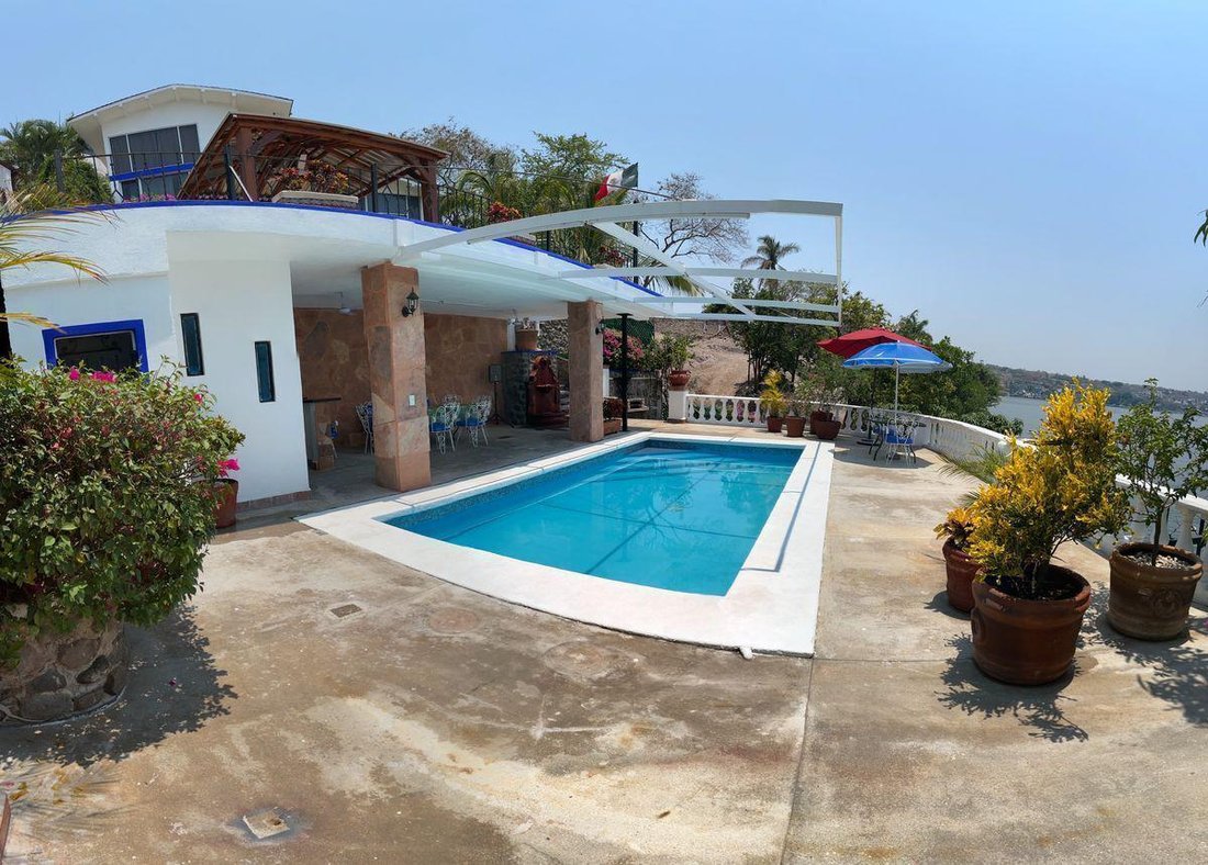 House in Tequesquitengo, Morelos, Mexico 5 - 18042393