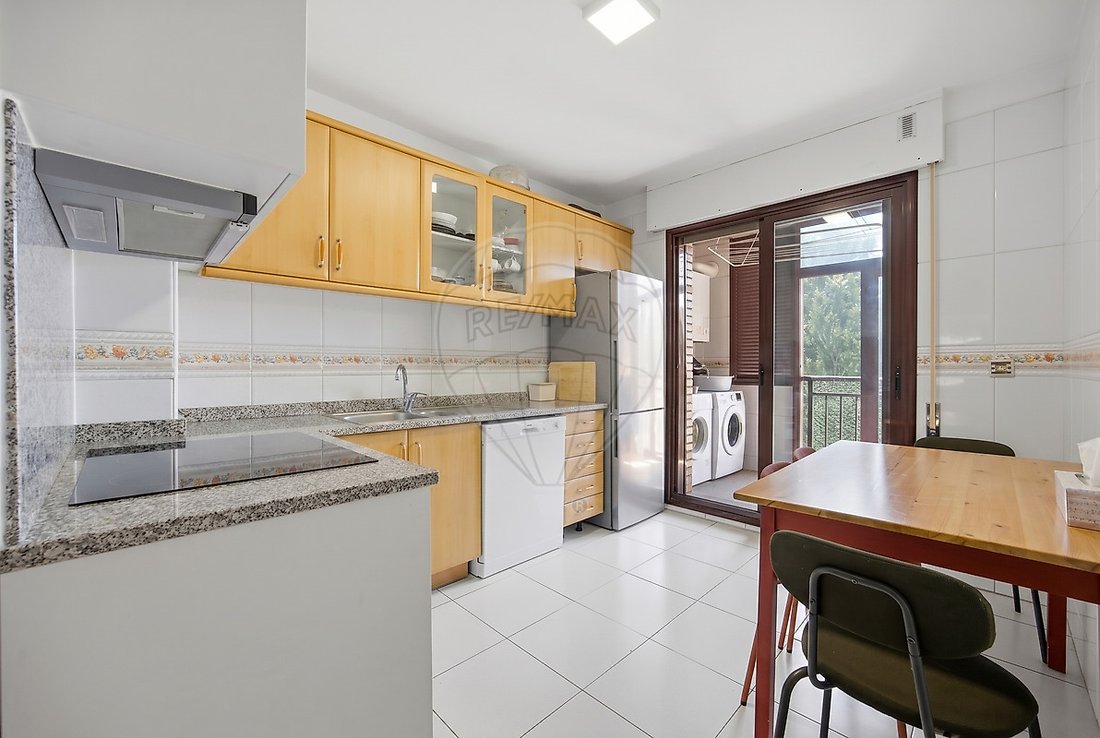Apartment in Matosinhos e Leca da Palmeira, Porto District, Portugal 5 - 18038112